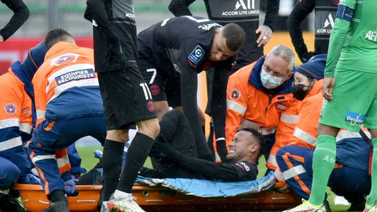 Neymar’s injury does not look good, Mauricio Pochettino admits