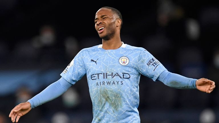 Manchester City step up contract talks with Raheem Sterling