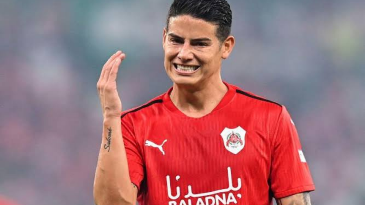 James Rodriguez saves opponents life on the pitch following cardiac arrest